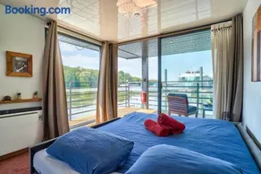 HouseBoat - Une maison sur l'eau - Image 2