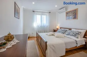 Villa Teodora, an ideal holiday hideaway for families and friends - Image 2