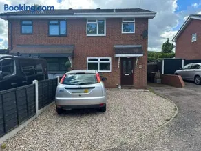 Entire home in Redditch - Image 4