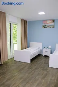 Apartments & Pension Bremen Burglesum - Image 1
