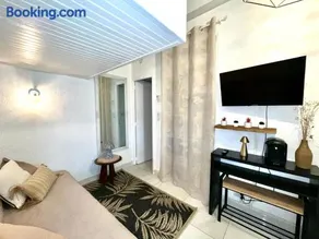 Joli studio maisonnette à 100m de la plage - Image 2
