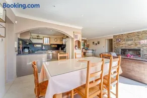 Ferienhaus mit Garten, Grill und Terrasse | Gartenblick - Image 3