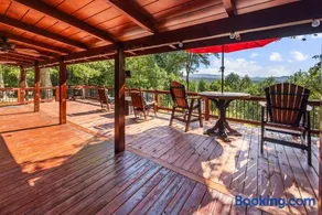 Heavenly Mountain VIew Hot Tub Fire Pit - Image 5