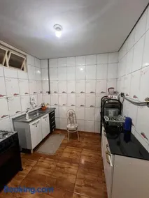 Casa próximo a UFR - QUARTO SALA E COZINHA EQUIPADA - Image 5