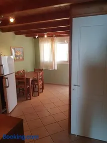 Schinas Apts. - Image 3