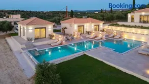 Koroni Poolside Suites - Image 2