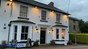 The Fox and Hounds Whittlebury - Image 1