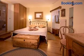 Kamene Priče rooms, music and food - Image 2