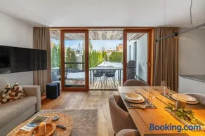 Modern garden apartment with sauna near ski lift - Image 1