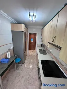 Apartamento las Dalias, Palacio de Ferias Y Congresos de Malaga - Image 4