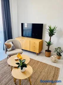 BeeApartments Naściszowska 18 - Image 3