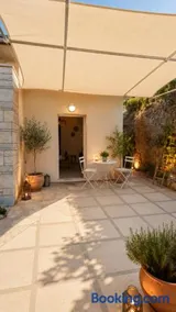 Camvas Apartments - Image 3
