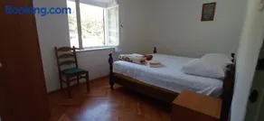 Apartment Curri - Image 1