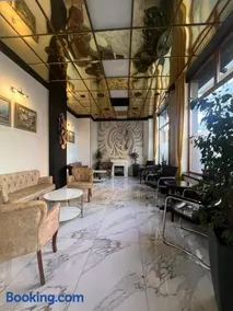 Hotel Reina - Image 4