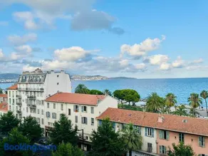 Cote d’Azur Charm, Studio Apartment with panoramic seaview in Nice - Image 2