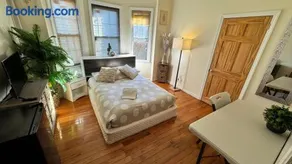 Serenity Room JFK - Image 1