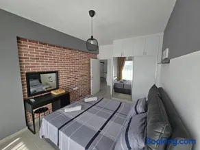 Luxury Two-Bedroom Apartment with Sea View at Caesar Resort - Image 4