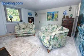 Idyllic cottage with large garden near the sea - Image 5