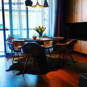 Brunetti Design Apartment - Image 2