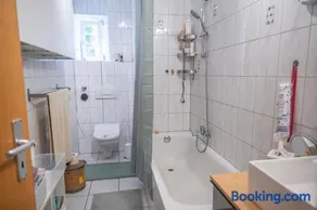 Zimmer in Künstlerwohnung - Image 3