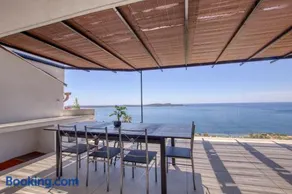 VILLA L'OISEAU BLEU 220m2 VUE MER 180, GIENS & Porquerolles - Studio - Image 1