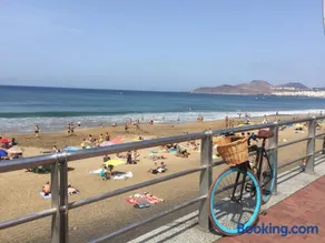 Las Canteras Beach - Image 2