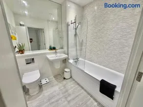 Dream Home for Dream Holiday - Close to Beach and Quay - Image 5