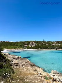 Affascinante Fronte Mare - Seafront Apartment - Wi-Fi, Beach Access & Parking - Image 2