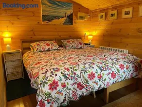 Cosy Cabin, hidden from the main house - Sleeps 2 - EV - Image 2