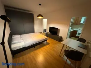 Peaceful relaxation apartment - free parking - Image 2