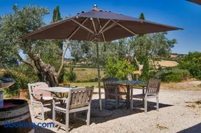 Azienda Agrituristica Le Chiuse - Image 2