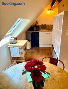 Private Loft Country Hideaway - Image 2