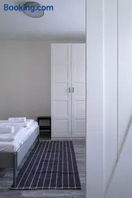 Quiet two-room apartment near the subway and the sea - Image 2