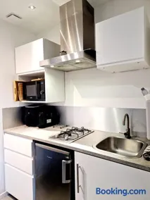 Séjour pro & Famille - Gîtes meublés Wood Sky - WIFI Parking privé Terrasses & Jardin - Image 4
