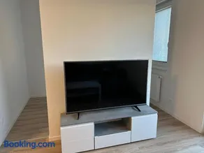 nook I Airport apartments - Image 3