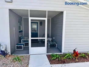 Cottage 22, The Boathouse - Dora Canal Court - a downtown, waterfront community - Image 2