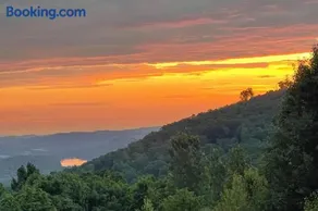 Panoramic Lake Norris Views Sleeps 12 Deck Games - Image 3