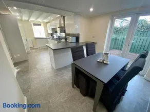 Mountain Dream Cottage - Image 1