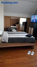 Chambre Coquette - Image 3