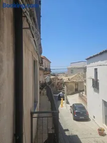 Il borgo - Image 4
