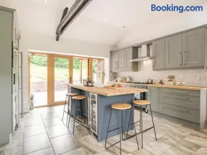3 Bed in Brecon oc-92320 - Image 5