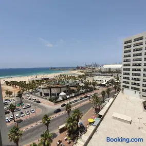 Lovely three-room apartment above the promenade - Image 2