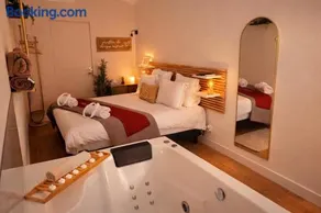 Perle Dazur Jacuzzi Suite Parking Prive 5min Mer - Image 2