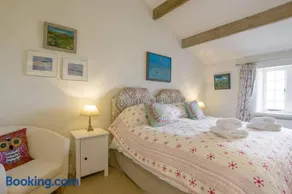 Higher Scarcliffe at Broughton Sanctuary - Image 3