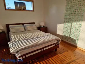 Located in tranquil street and only 200 metres from the beach - Image 3