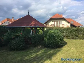 Mária Apartmanház - Image 4