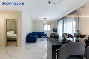 Black Diamond Residence - Image 2