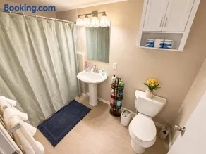 Vega Apartment Seattle - Image 3