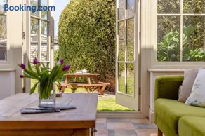 5 Bed in Fordingbridge oc-nfl35 - Image 3
