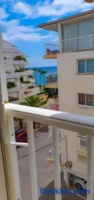 Apartamento primera línea con acceso privado a la playa - Image 2